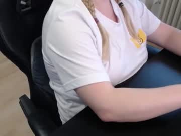 elly petite