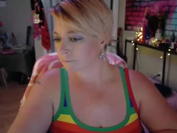 nakedtruthwithl