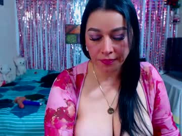 thaliaa hot 